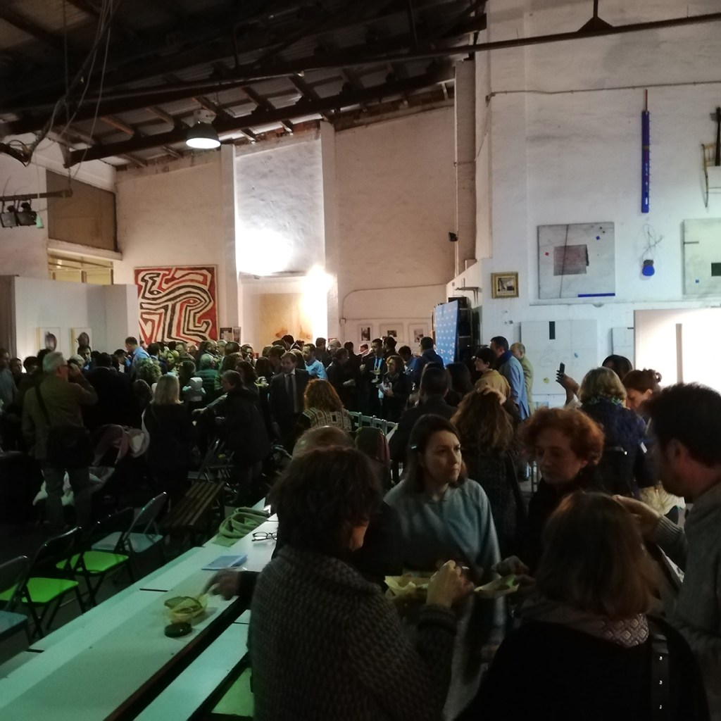 Paintings Sell at Packed Exhibition & Charity Auction